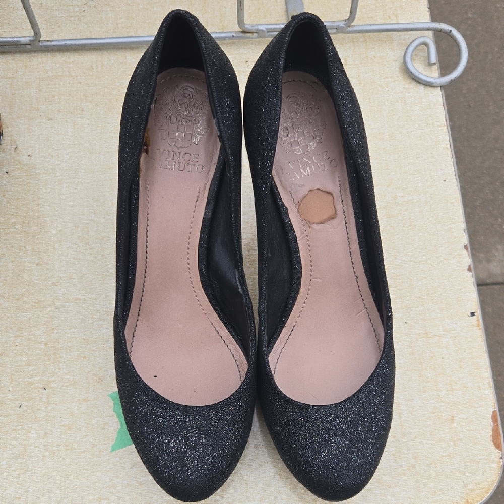Elegant Black Glitter Pumps